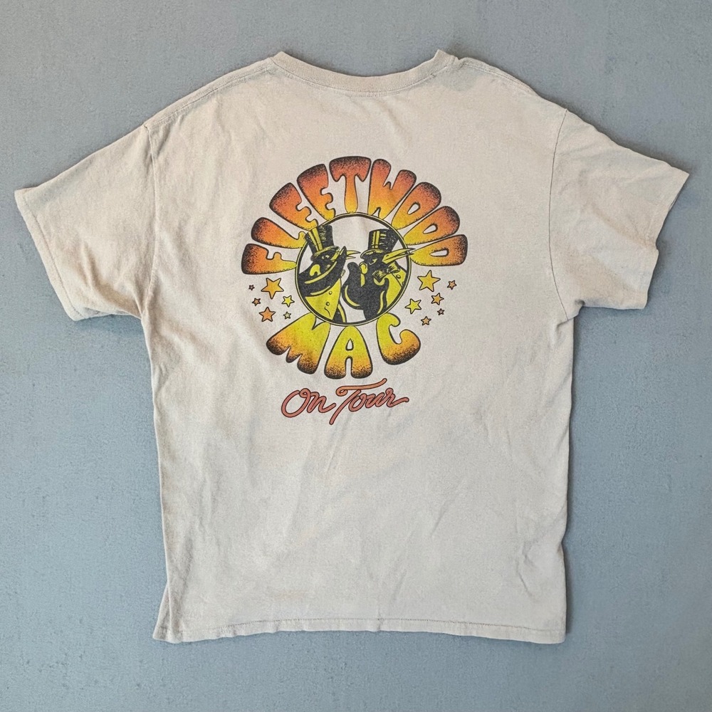 Fleetwood Mac Graphic TShirt Beige Yellow Logo Rock Band Short Sleeve Crewneck L